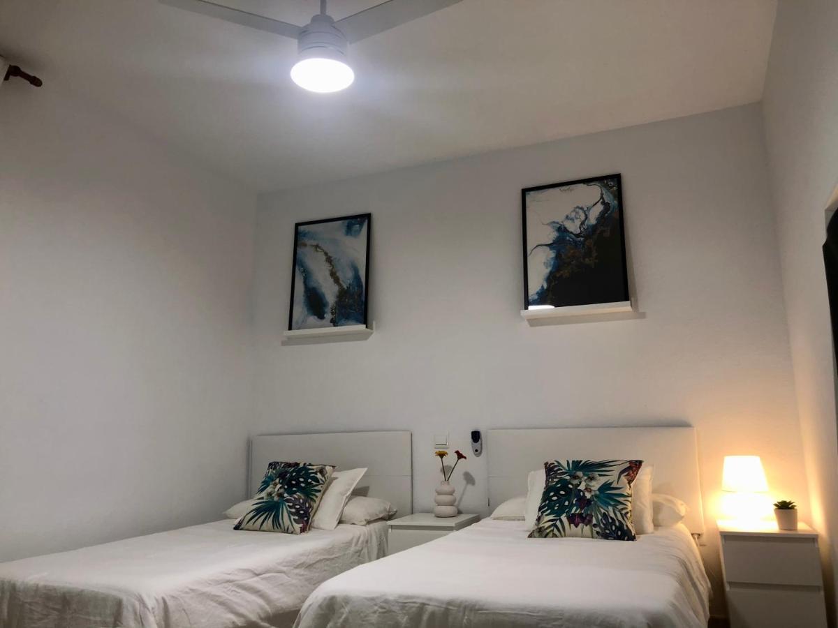 Carihuela Playa, Torremolinos Apartment Ngoại thất bức ảnh